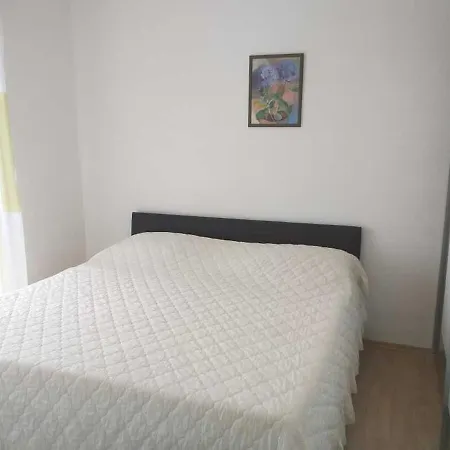 Apartment In Tribunj With Sea View, Balcony, Air Conditioning, W-Lan 5035-2 * Tribunj (Sibenik-Knin)